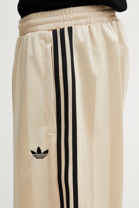 adidas Originals pantaloni scurți pentru bărbați bej KE3593