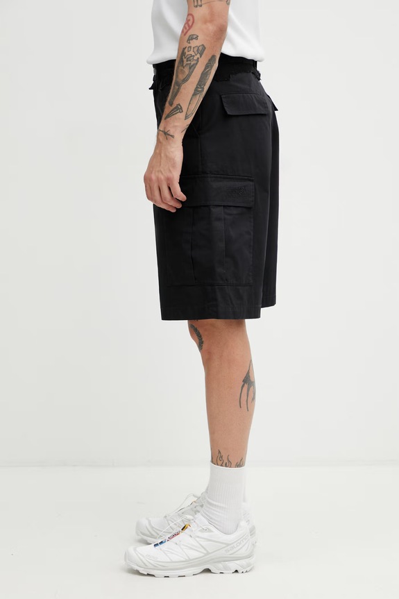 MM6 Maison Margiela Men's cotton cargo shorts SH0MU0021.MTN137.961 black SS26