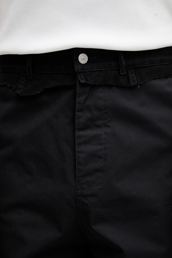 MM6 Maison Margiela Men's cotton cargo shorts black SH0MU0021.MTN137.961