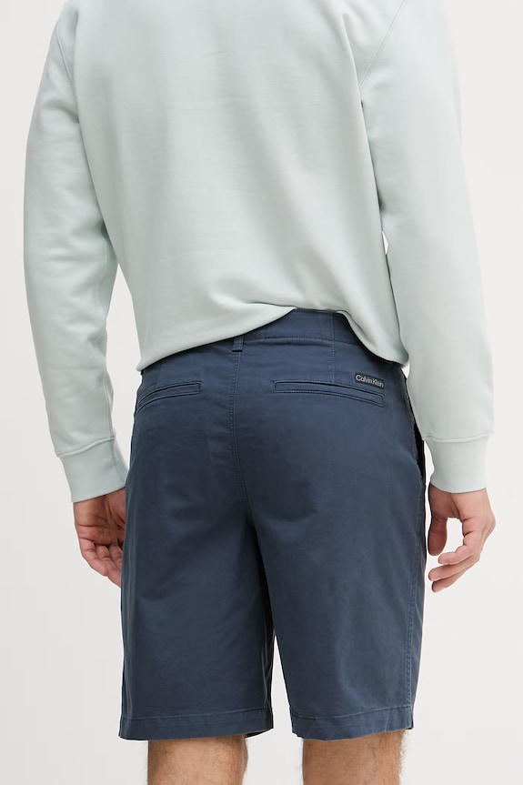Oblečenie Calvin Klein Jeans šortky chino pánske bavlnené s elastanom LV04RF617G tmavomodrá