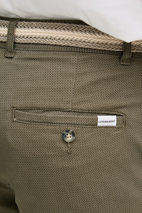 Lindbergh pantaloni scurți chinos pentru bărbați, din bumbac cu elastan verde 30.505045B