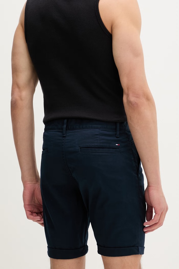 Odzież Tommy Jeans szorty męskie bawełniane z elastanem DM0DM22852 granatowy