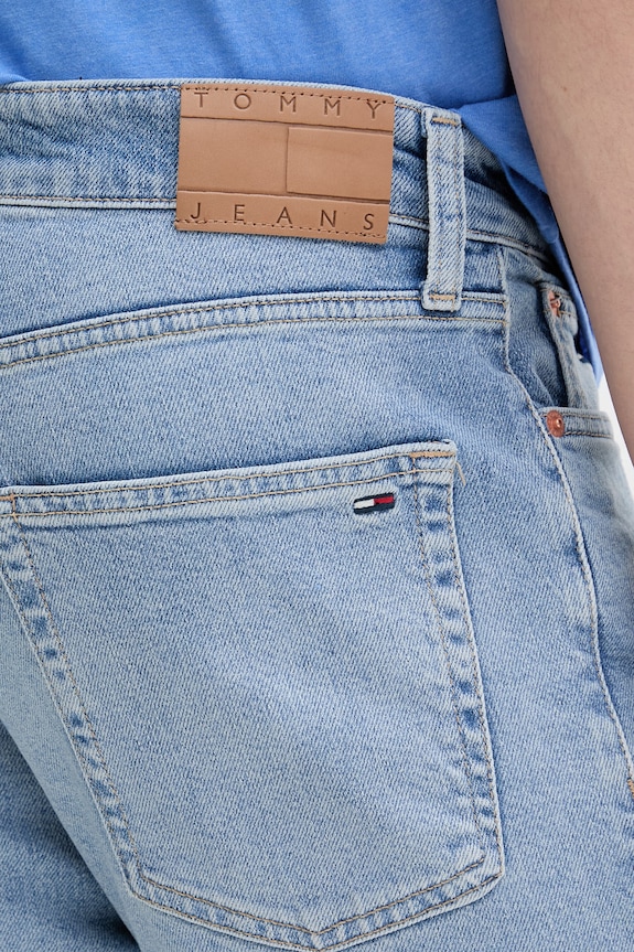 Tommy Jeans šortky pánske rifľové modrá DM0DM22981