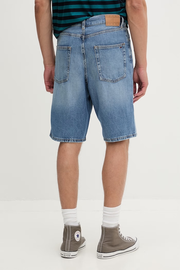 Ruházat Tommy Jeans férfi farmer rövidnadrág DM0DM22983 kék
