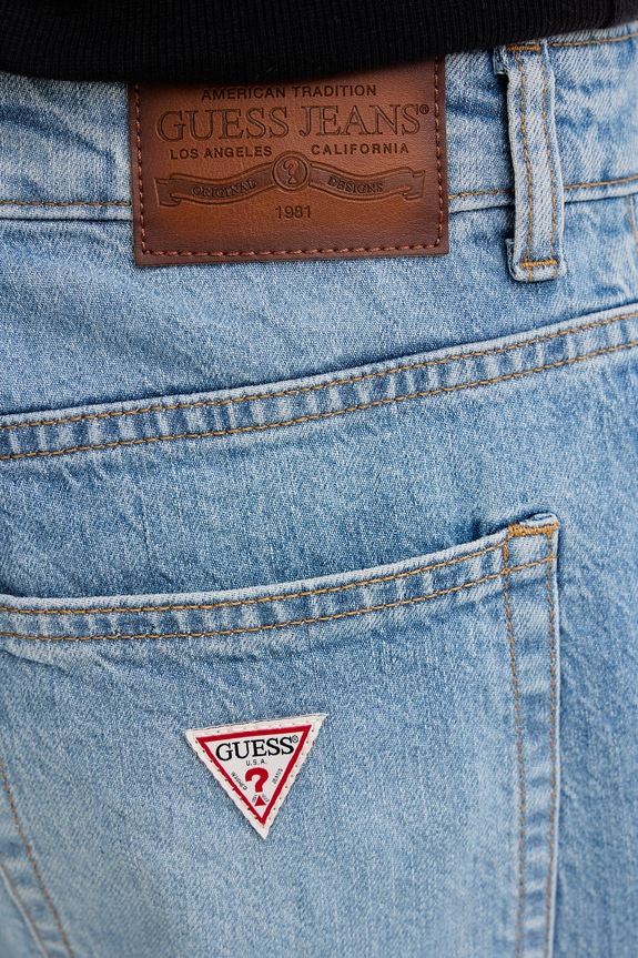 Guess Jeans Pantaloni scurți bărbați din denim albastru M6GD39.D5M5V