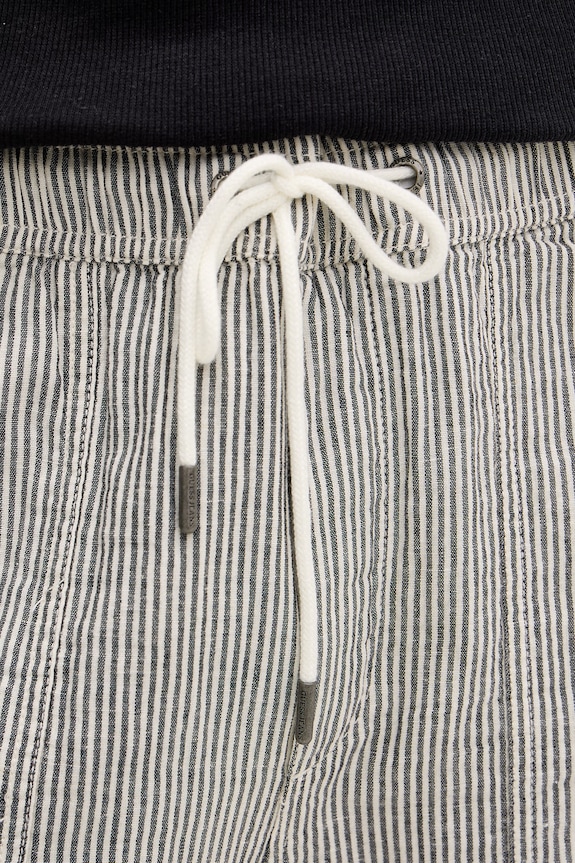 Guess Jeans pantaloni scurți bărbați cu adaos de in gri M6GD56.WO551