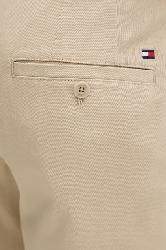 Tommy Hilfiger къс панталон мъжки от памук с еластан бежов MW0MW42351