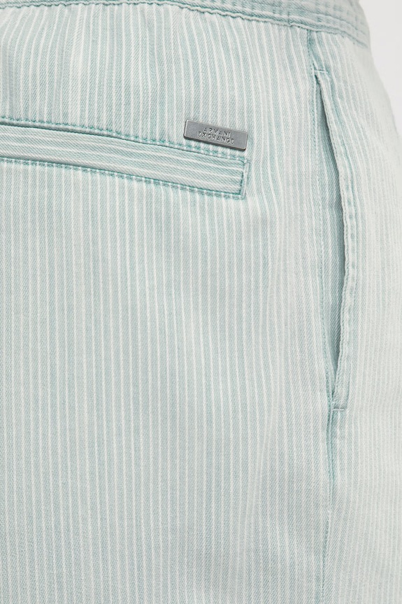 Armani Exchange kratke hlače za muškarce od trapera plava XM002810.AF22638