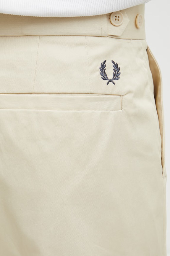 Fred Perry pantaloni scurți din bumbac pentru bărbați bej S2301