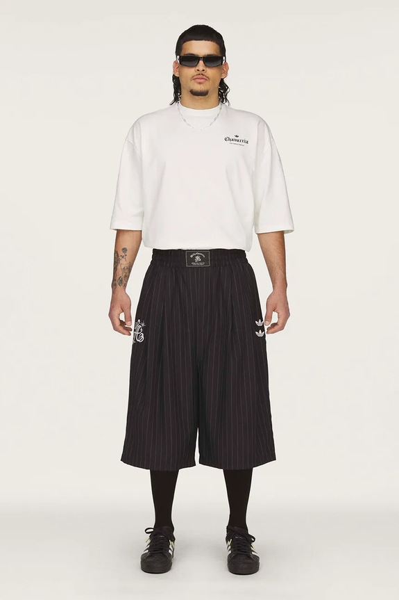Adidas Originals x Willy Chavarria pantaloni scurți cu lână merino pentru bărbați KV2247 negru SS26
