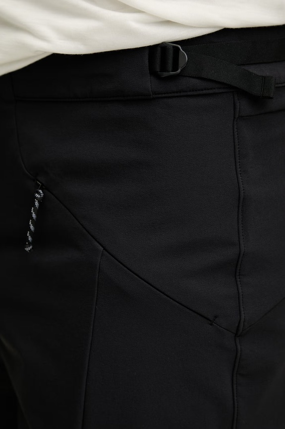 Mammut треккинговые шорты Hiking patrol x mammut 1023.01600 чёрный