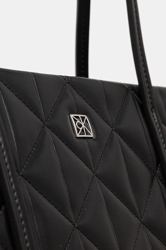 Kabelka Calvin Klein čierna LV04F3325G