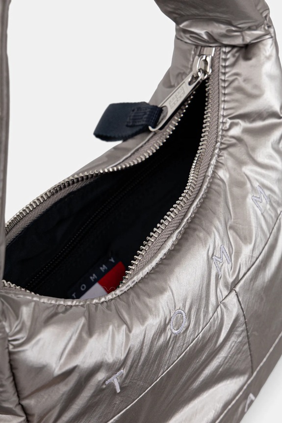 Tommy Jeans kézitáska AW0AW18066 ezüst