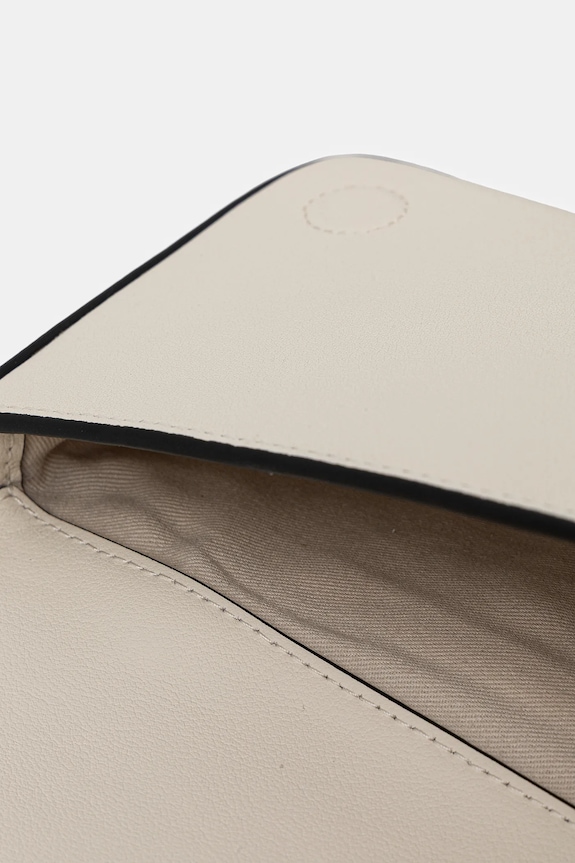 Kožna torba Karl Lagerfeld K/SIGNATURE B1W32037 bijela