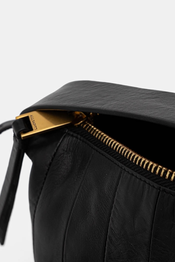 Kožená kabelka AllSaints W549XD čierna