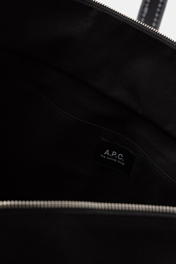 A.P.C. torebka bawełniana LE DRUMMER TOILE COHMP.F67046 czarny