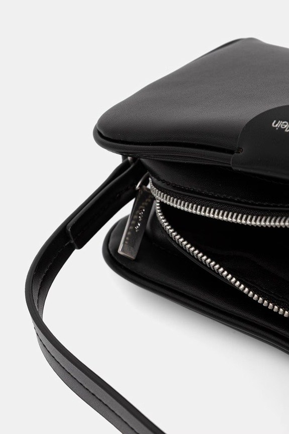 Calvin Klein keresztpántos táska női LV04F3370G fekete