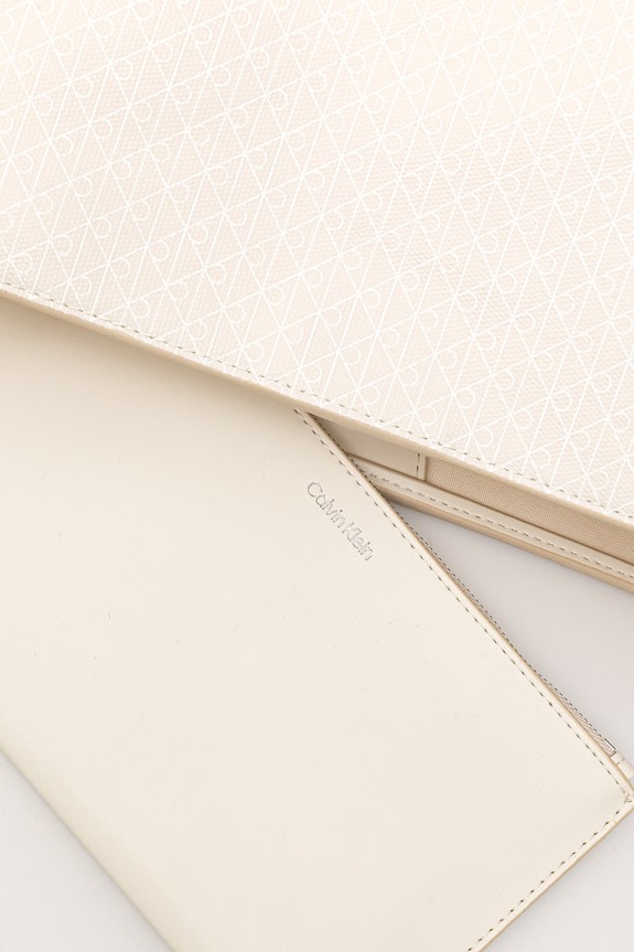 Calvin Klein torebka koszyk damska z imitacji skóry LV04F3365G beżowy