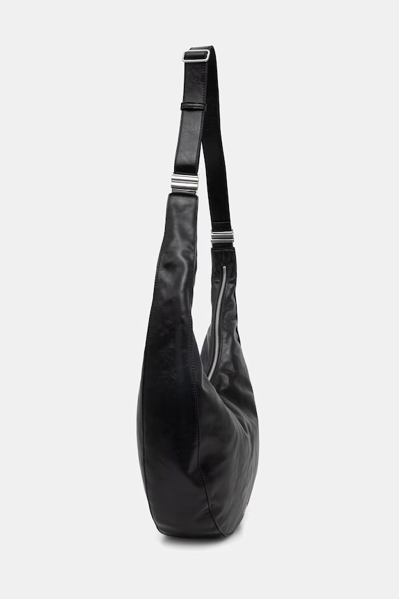 Calvin Klein félhold táska női műbőr LV04F3446G fekete SS26