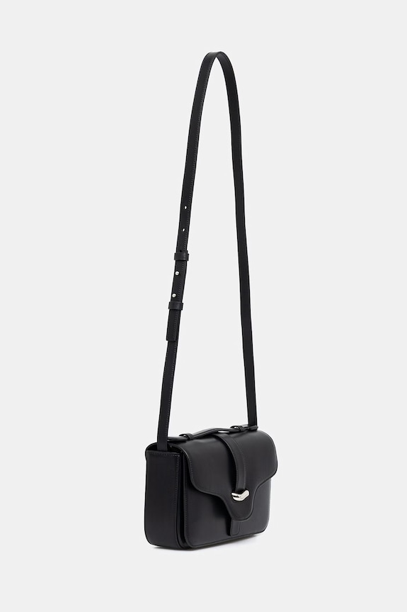 Usnjena torbica Emporio Armani EW004419.AF25356 črna SS26