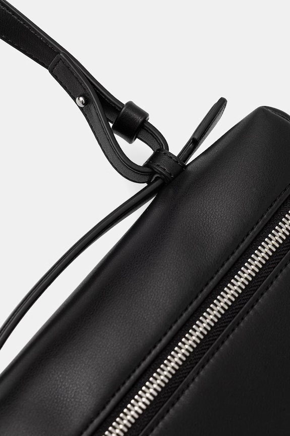 Emporio Armani női bőr keresztpántos táska fekete EW004564.AF19229