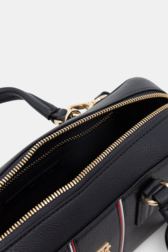 Tommy Hilfiger keresztpántos táska női AW0AW18641 sötétkék