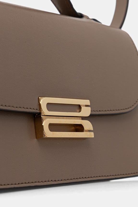 Victoria Beckham torebka crossbody damska skórzana Dorian brązowy B126AAC007425A