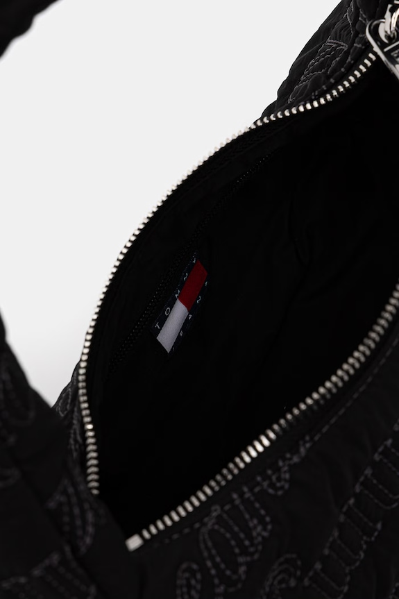 Tommy Jeans kabelka dámska AW0AW18467 čierna