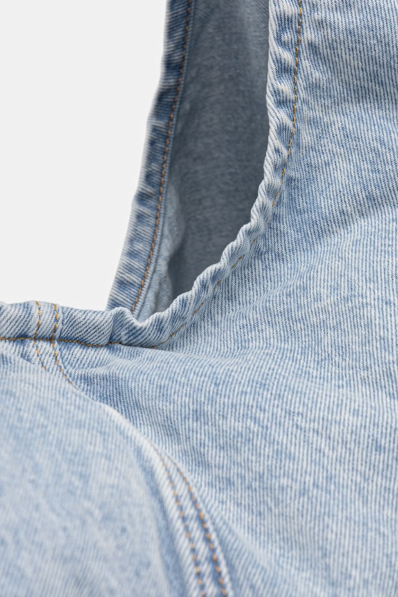 Levi's torebka jeansowa EMERSON niebieski 005FF