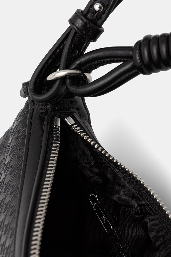 Armani Exchange kabelka dámska z imitácie kože XW002228.AF22632 čierna