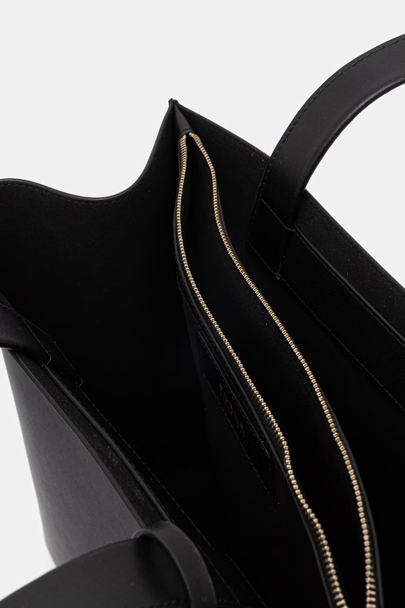 Furla kabelka typu tote dámska kožená Divide It M Tote WB02037.BX3104.O6000 čierna