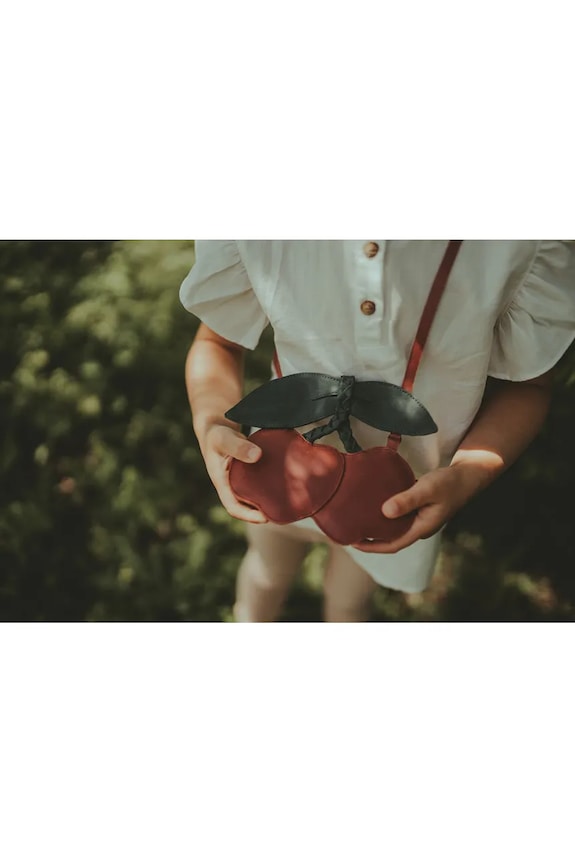 Παιδική δερμάτινη τσάντα Donsje Nanoe Fruit Purse Cherry κόκκινο 5009012