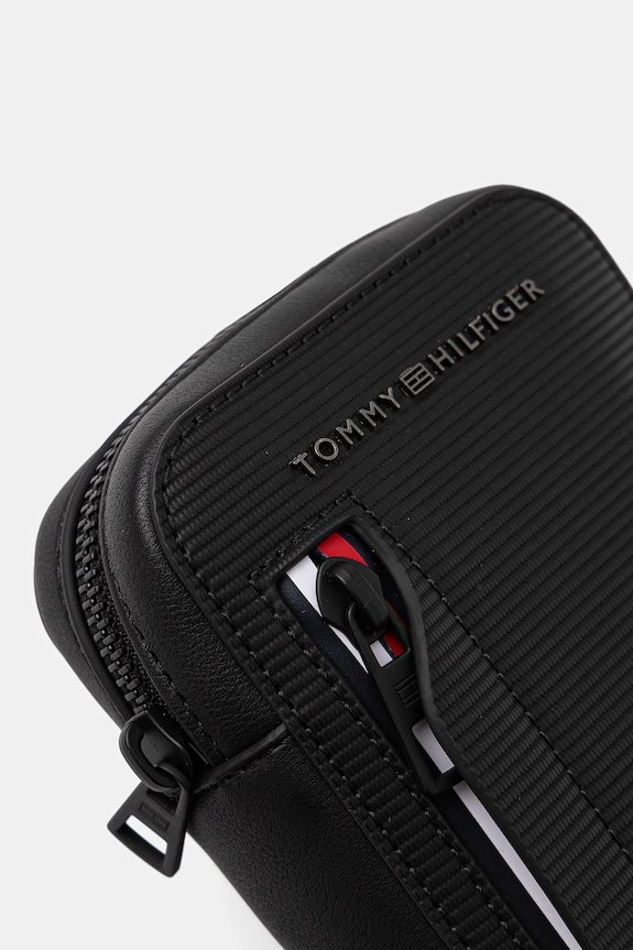 Malá taška Tommy Hilfiger čierna AM0AM14021