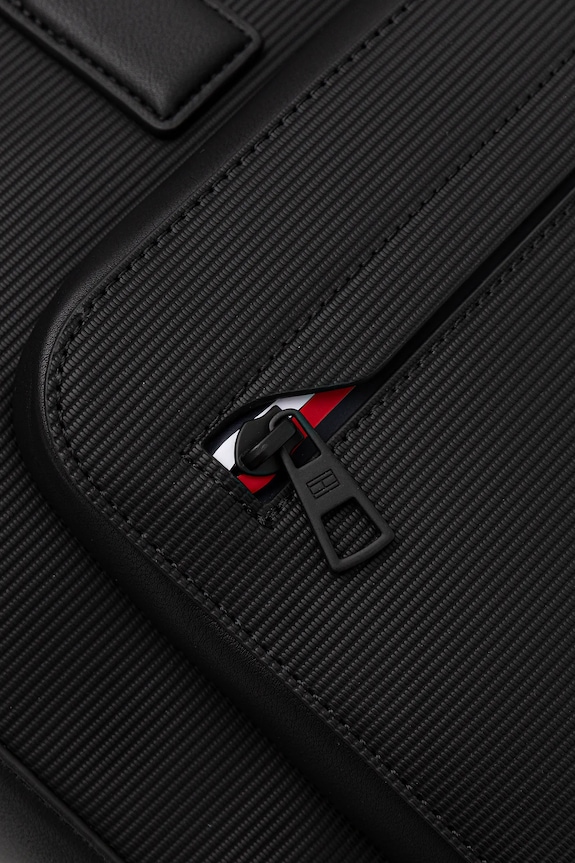 Tommy Hilfiger geantă 39,5 x 29,5 x 7 cm negru AM0AM13991