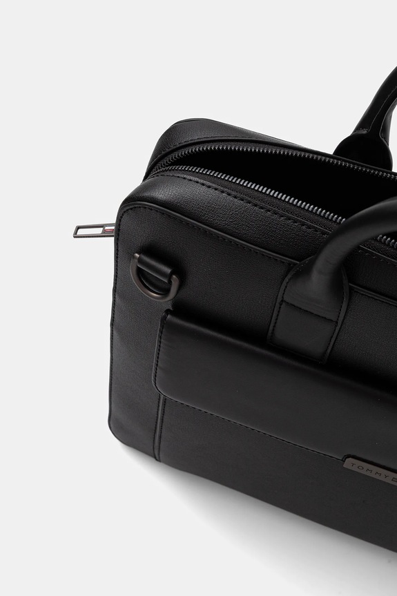 Tommy Hilfiger geantă pentru laptop din piele 40 x 29,5 x 6 cm AM0AM13993 negru