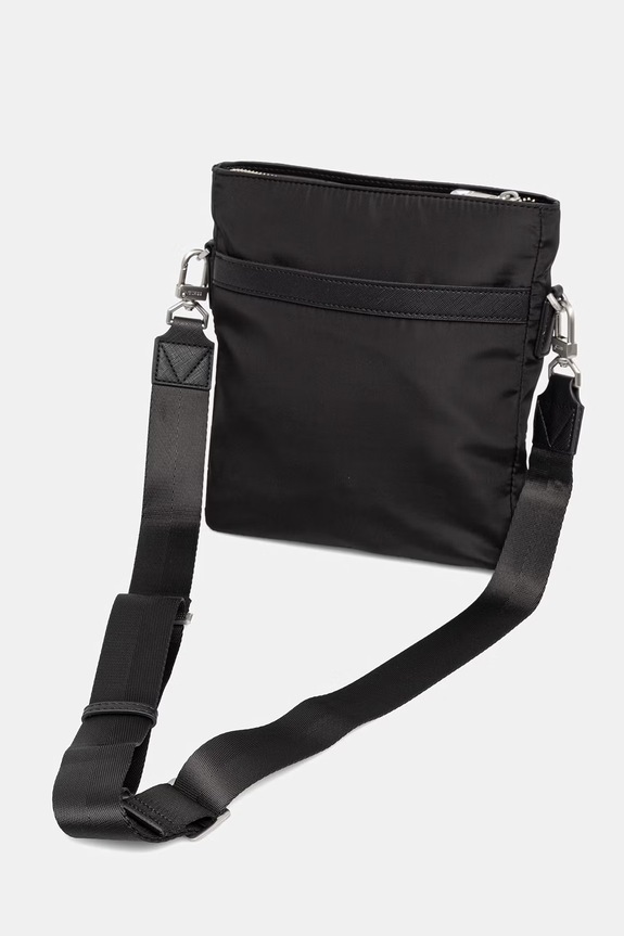 Doplnky Malá taška Guess BERLIN HMBENY.P6123 čierna