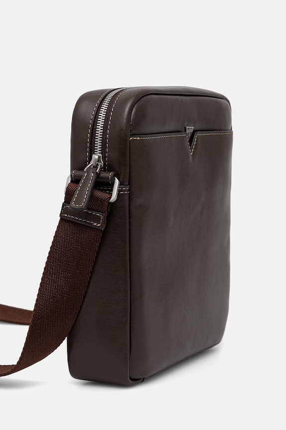 Guess saszetka skórzana FIRENZE HMFITC.P5159 brązowy SS26