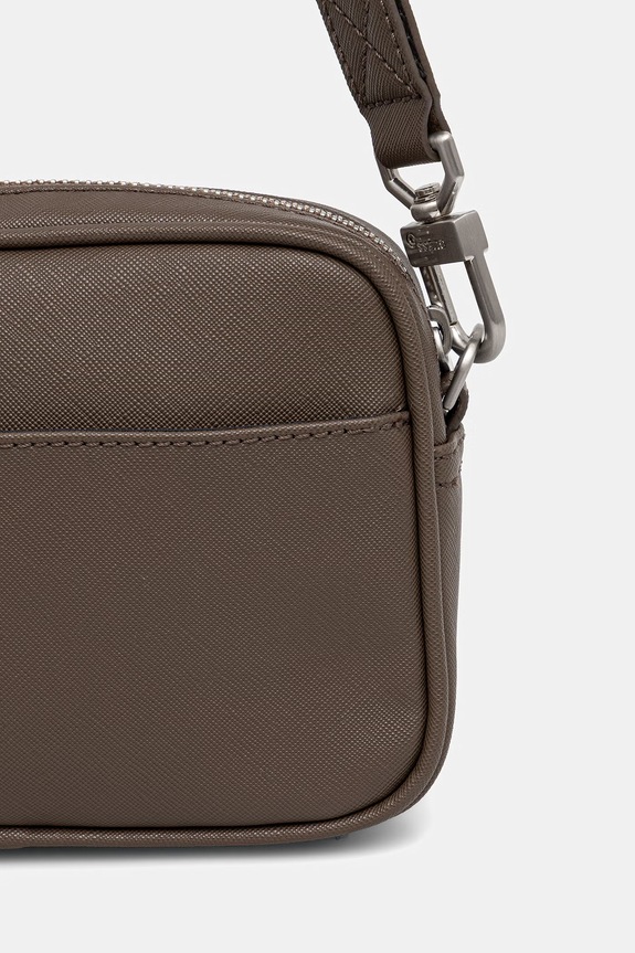 Accesorii Guess borsetă MILANO HMMISA.P6150 maro