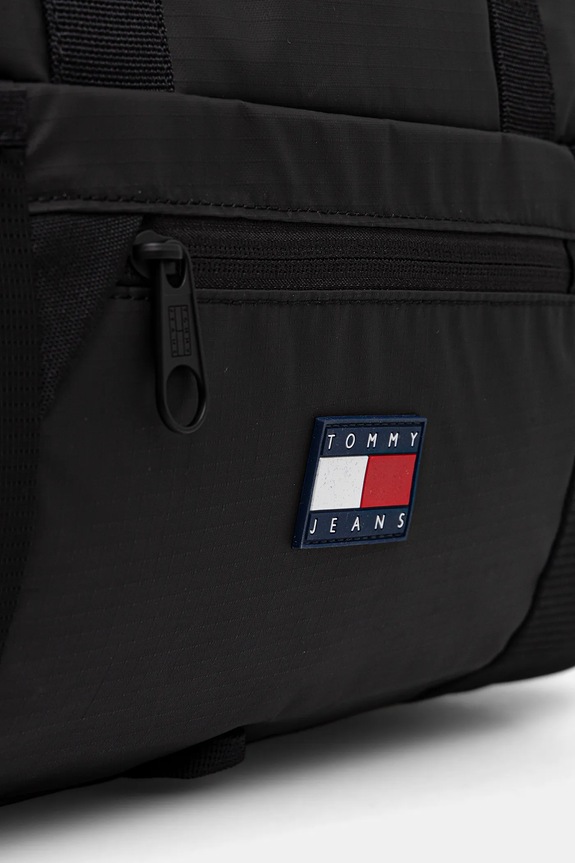 Taška Tommy Jeans 22 x 50 x 42 cm černá AM0AM13898