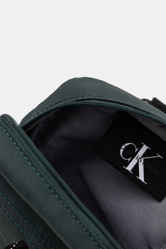 Calvin Klein borsetă LV04D3231G verde