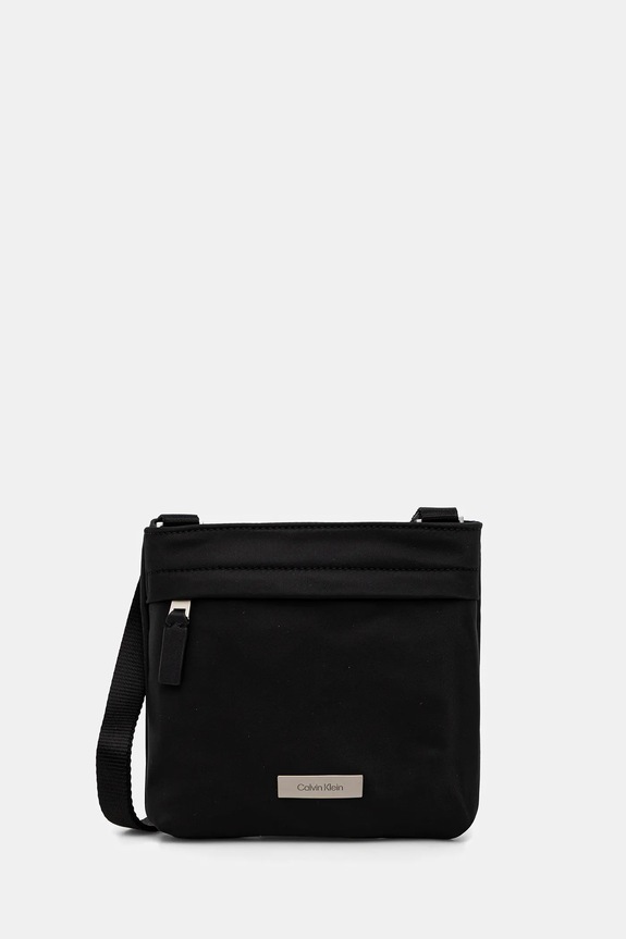 Malá taška Calvin Klein jednofarebný čierna LV04D3234G