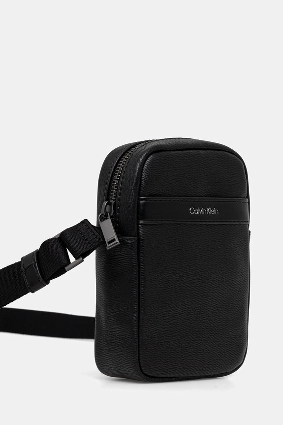 Σακίδιο Calvin Klein LV04D3322G μαύρο SS26