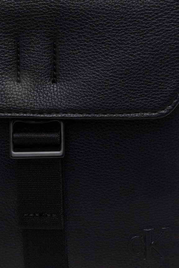 Calvin Klein saszetka męska z imitacji skóry czarny LV04D3343G
