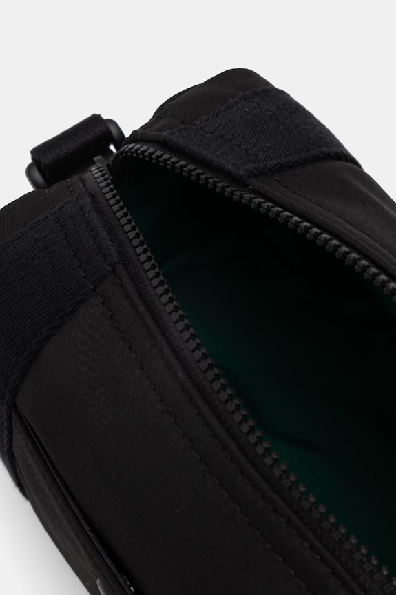 Calvin Klein férfi tasak fekete LV04D3365G