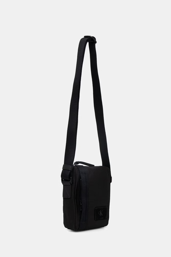 Calvin Klein férfi tasak LV04D3366G fekete SS26
