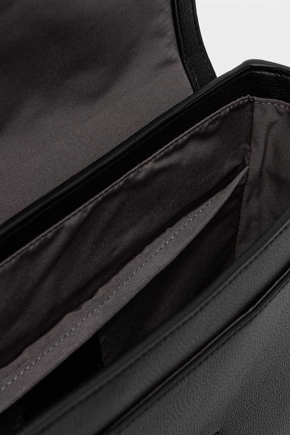 Calvin Klein moška torba LV04D3326G črna