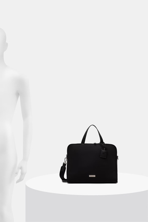 Calvin Klein puzdro na notebook pánske z imitácie kože LV04D3351G