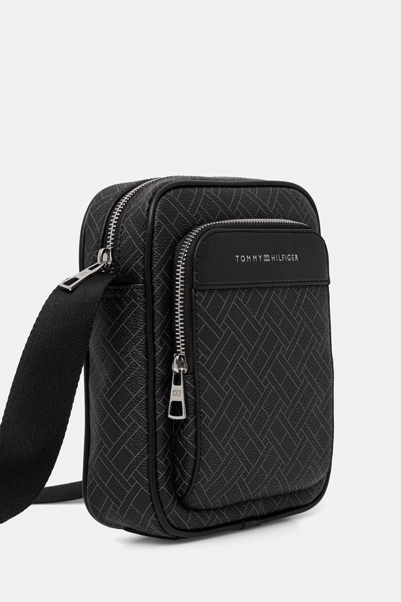 Tommy Hilfiger férfi tasak AM0AM14138 fekete SS26