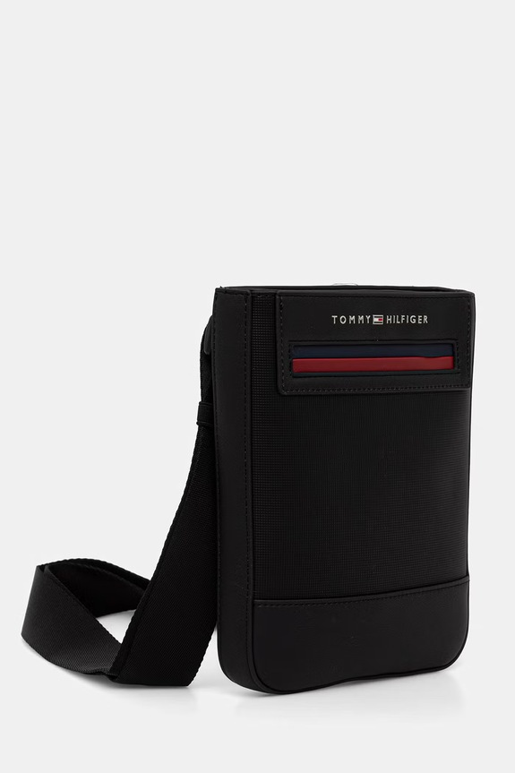 Tommy Hilfiger férfi tasak AM0AM14157 fekete SS26