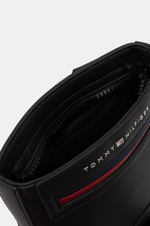 Tommy Hilfiger férfi tasak AM0AM14157 fekete